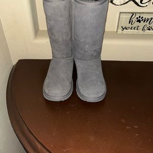 UGG boots girls